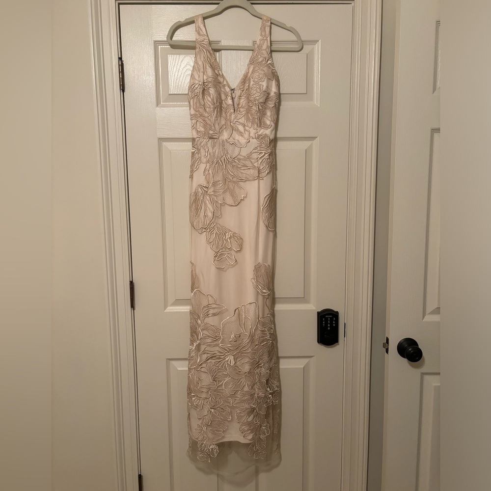 Forever 21 Champagne embroidered flower dress